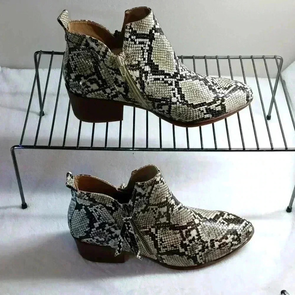 MIA AUDIN Snakeskin printed ankle 👢 - Picture 6 of 9